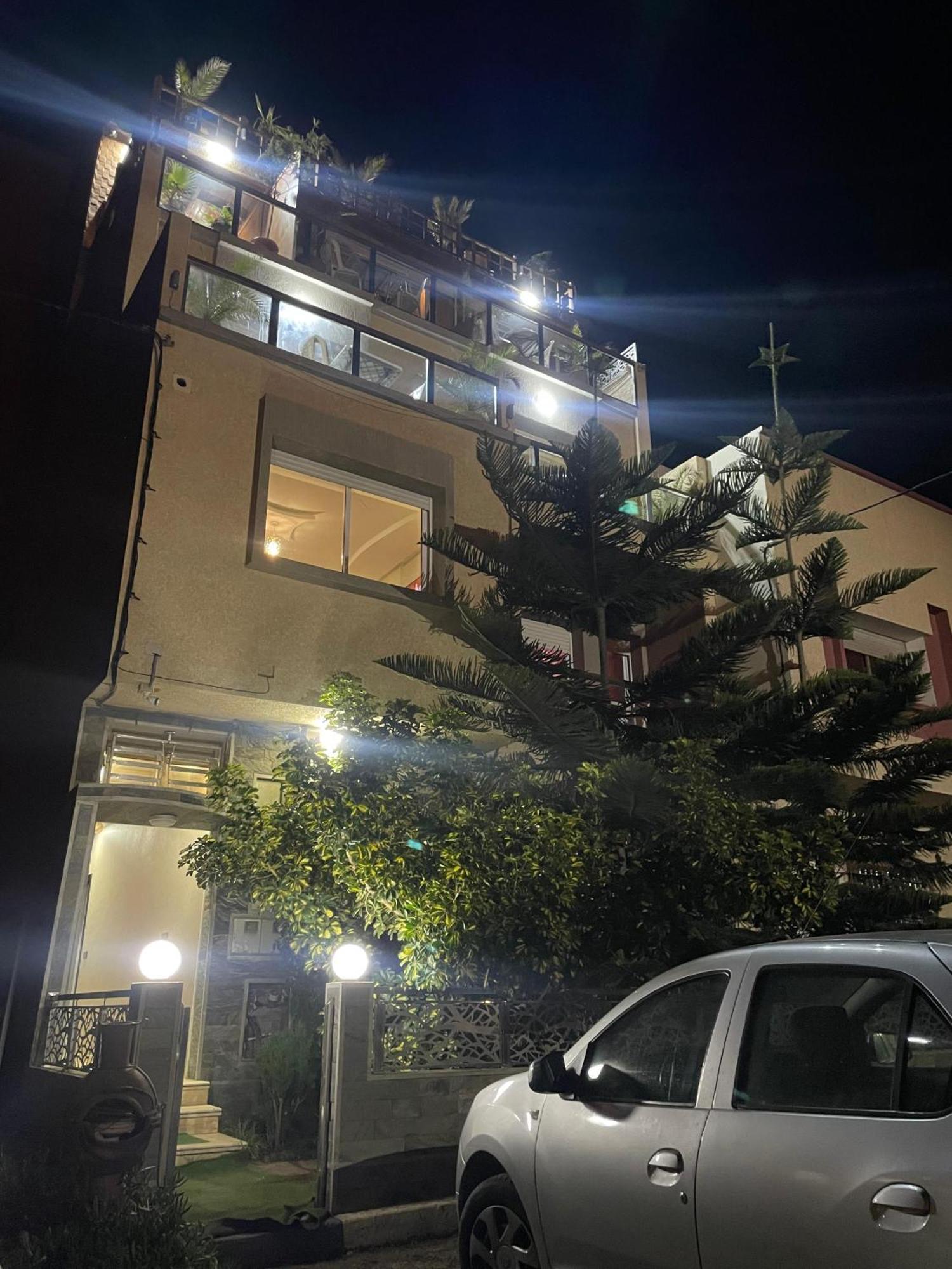 依索安House Viola公寓 外观 照片